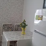 Alana Apartment *