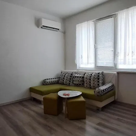 Apartment Alana *